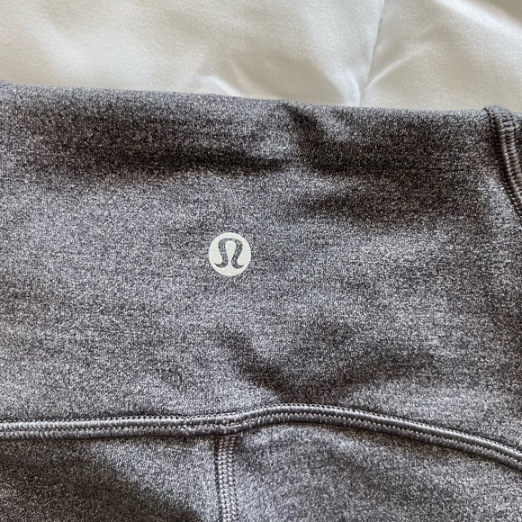 Lululemon Train Times Crop 17” Size 10 Heather gray - Picture 13 of 14